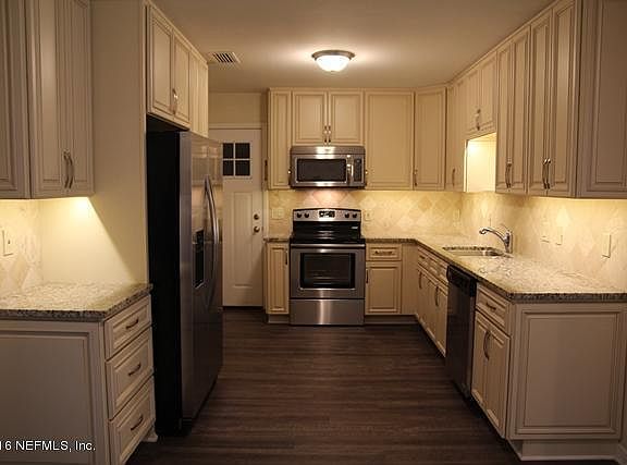 5th image of 8604 Sanlando Ave