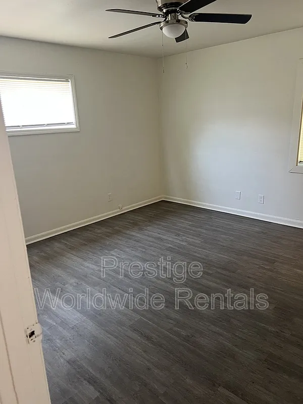 1 bed, 1.0 bath, 973 sqft, $850 — Photo 3