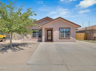 10361 Valle Rico Dr, Socorro, TX 79927