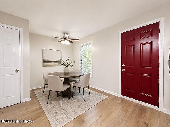 4th image of 3229 Greenwood Ave