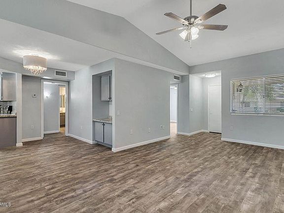 5th image of 18675 N Palomar Dr