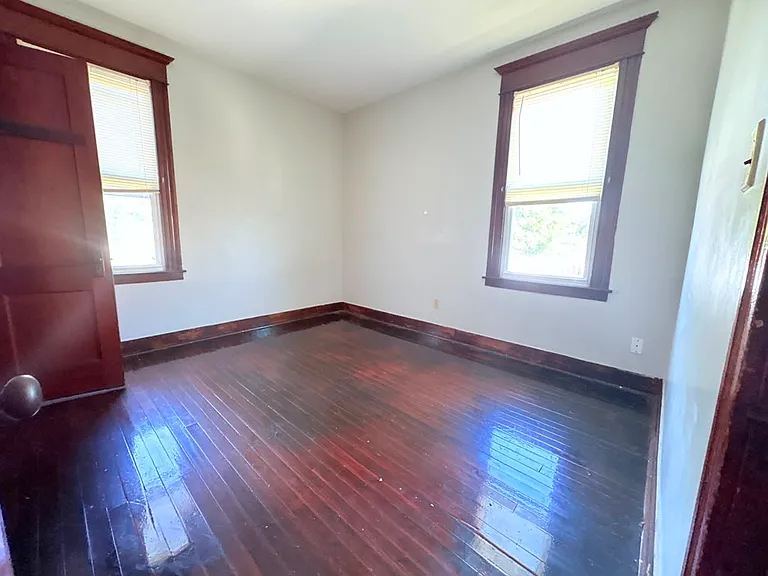 70 Peck Ave #2 — Photo 6