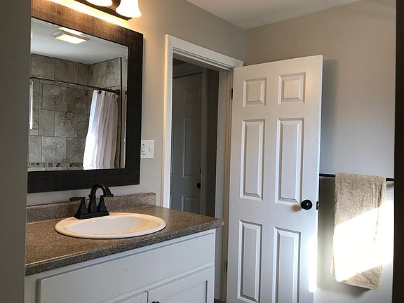 5th image of 61 West St #B