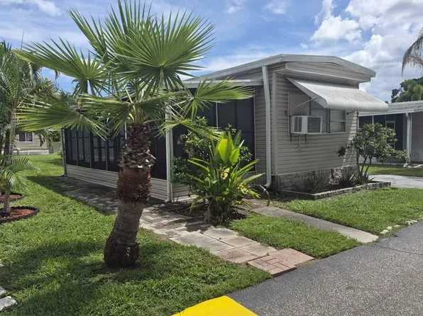 6030 150th Ave N Lot 82, Clearwater, FL 33760