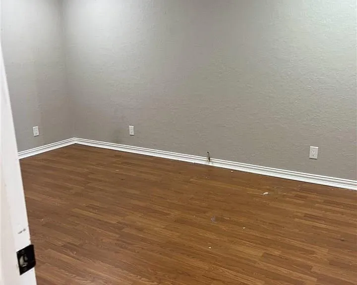 301 Polk St — Photo 11