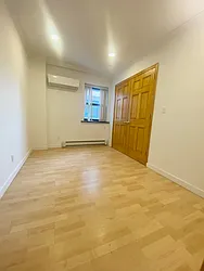 Rented by MOTION New York