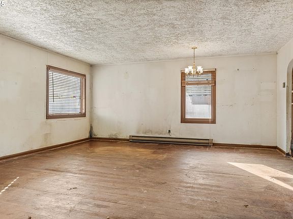 5th image of 15906 NE 152nd Ave