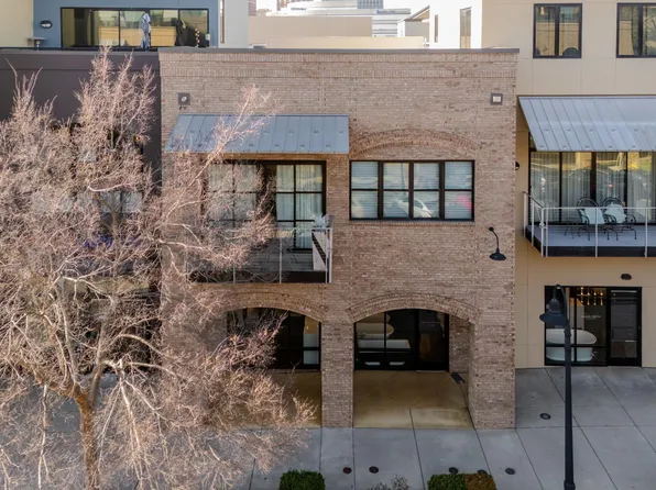 400 E McBee Ave Unit 4211, Greenville, SC 29601