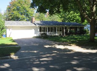 2209 Burlington Dr, Midland, MI 48642