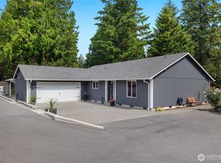 6424 75th Avenue NE, Olympia, WA 98516