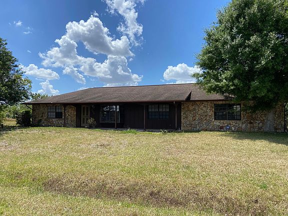 2nd image of 303 Deerwood Lane