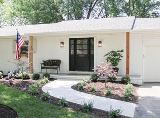 204 SE 13th St, Bentonville, AR 72712