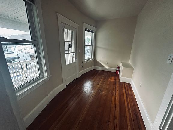3rd image of 99 W Quincy St #98B