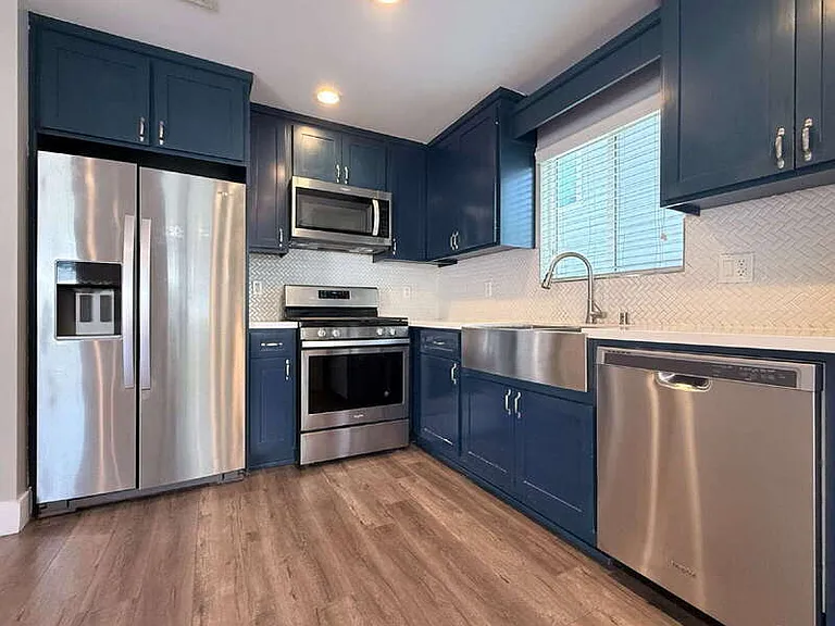 3652 1/2 Percy St #LOWER — Photo 10