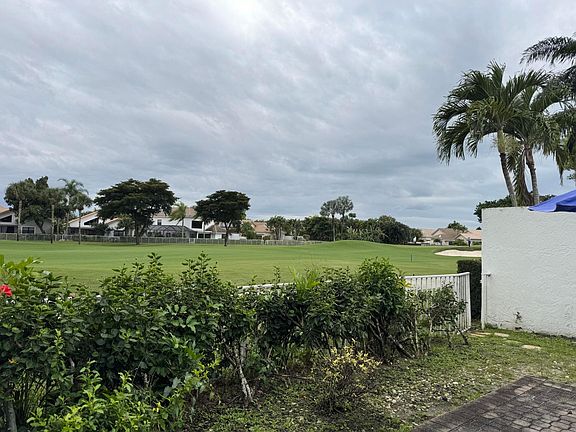 4th image of 17402 Via Capri E