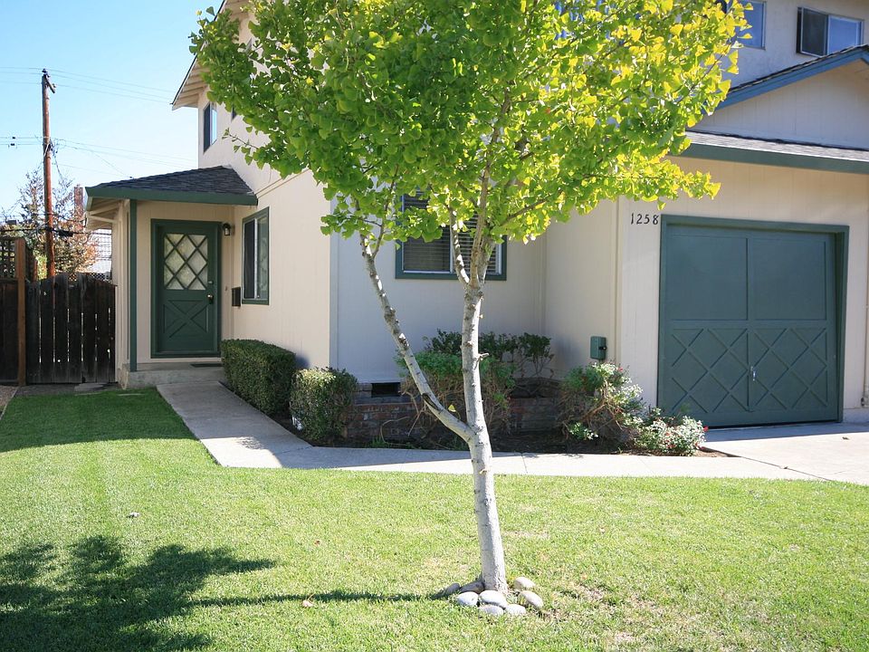 1st image of 1258 Flora Ave