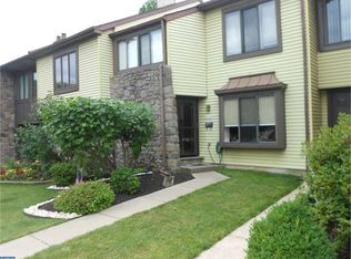 2121 Weybridge Cmn, Holland, PA 18966