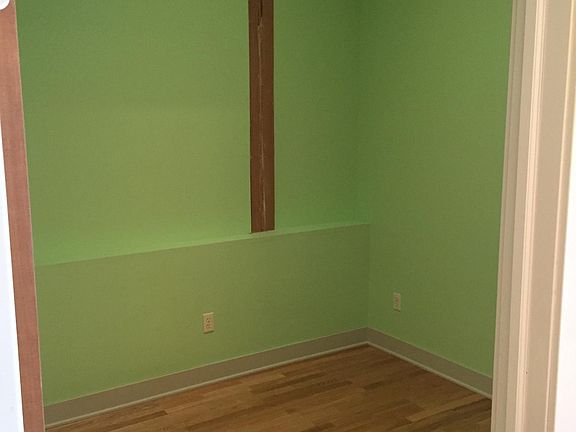 2nd image of 533 Columbia Ave APT 306