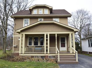 1016 Penfield Rd, Rochester, NY 14625