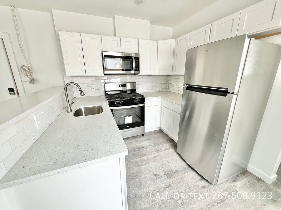 1st image of 240-242 E Girard Ave #5