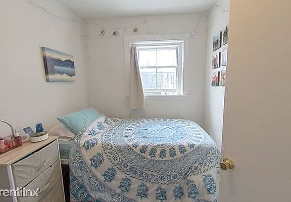 1800 Mass. Ave. #1800-32 Cambridge - Cambridge Highlands Sha