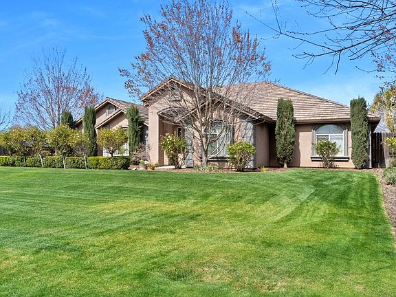 3rd image of 13826 Serrano Pl