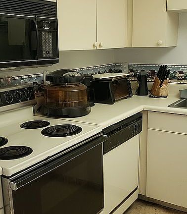 5th image of 21133 SW 85th Ave