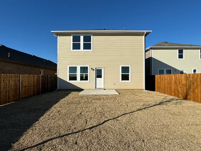 219 Savannah Way — Photo 18