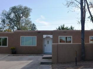 1013 Calle Feliz, Santa Fe, NM 87507