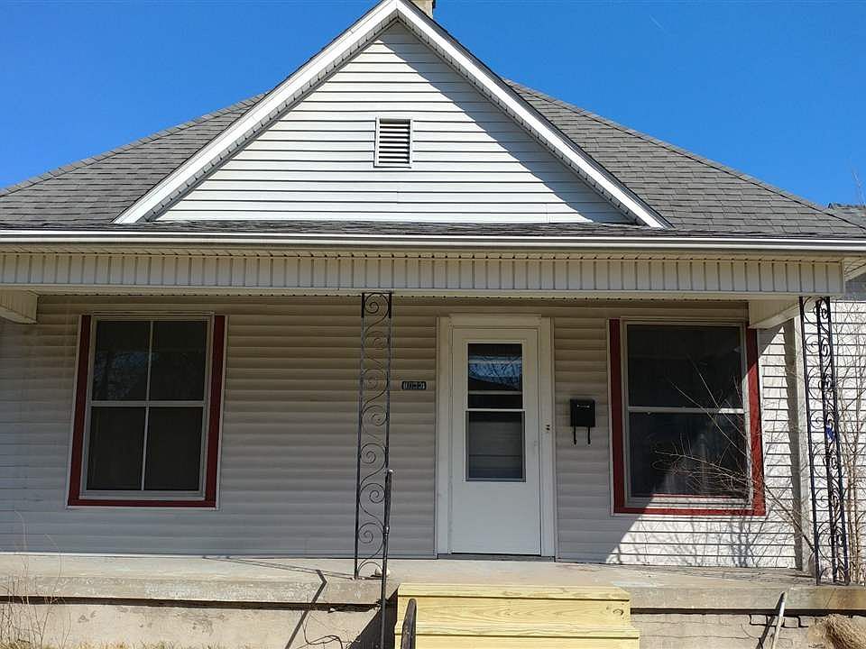 1st image of 1833 N 13th St