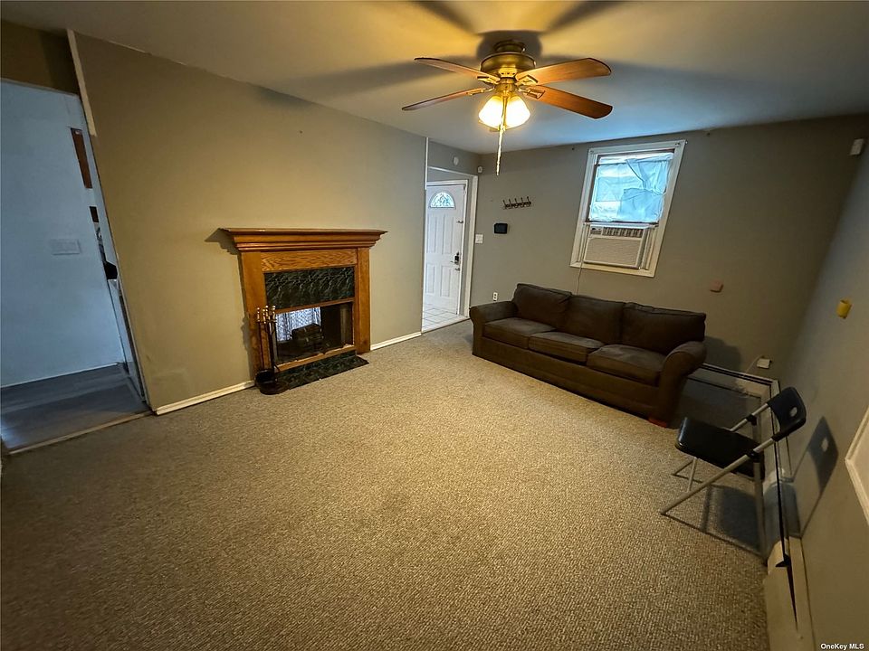 28 Potter Ln, Levittown, NY 11756 Zillow