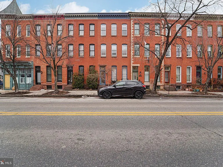 2206 E Baltimore St — Photo 4