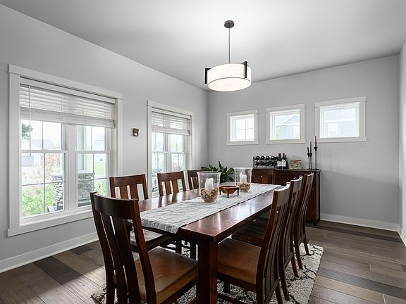 3rd image of 6462 Revere Pass