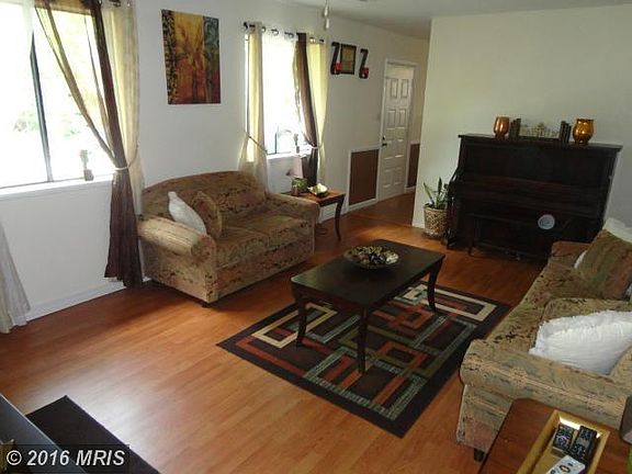 4th image of 6802 Woodcock Ln