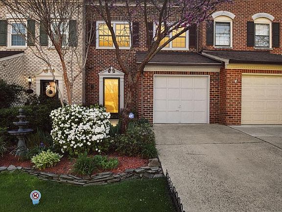3rd image of 5873 Woodfield Estates Dr