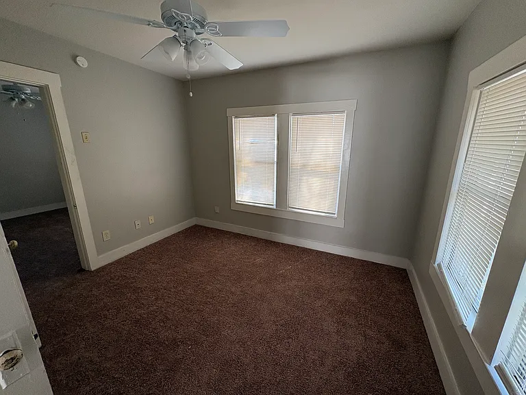 1724 McFerrin Ave — Photo 3