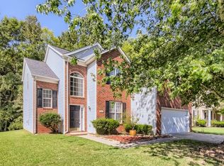 17224 Cambridge Woods Ct, Charlotte, NC 28277
