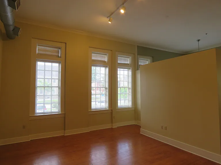 715 Sherman St #2 — Photo 20