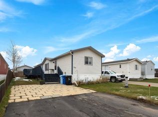 240 SE Palomino Close, Wood Buffalo, AB T9H5M2