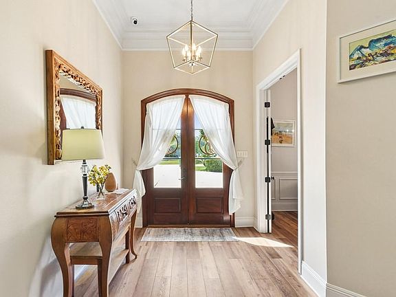 4th image of 205 Grande Maison Blvd