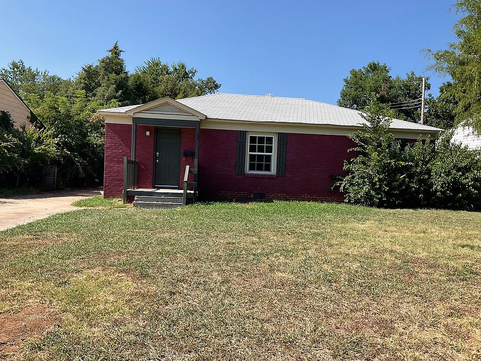 1st image of 107 W Mimosa Dr