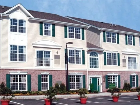 301 Rainbow Way #301, Lopatcong Twp., NJ 08865