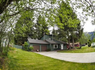 9361 Lakeview Ct, Juneau, AK 99801