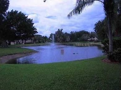 3rd image of 19505 Quesada Ave #B