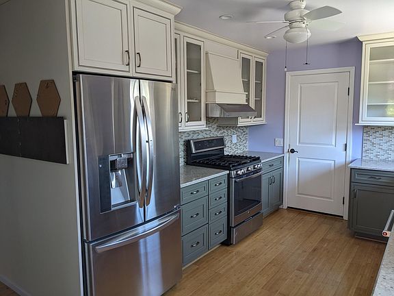 5th image of 1861 Willow Way