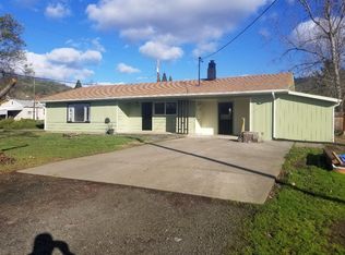1557 NE Flagstaff St, Roseburg, OR