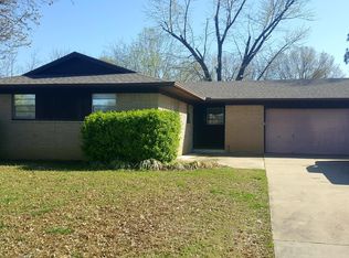 1113 Williams Ct, Claremore, OK 74017