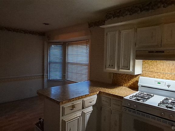 3rd image of 9107 E 66th St