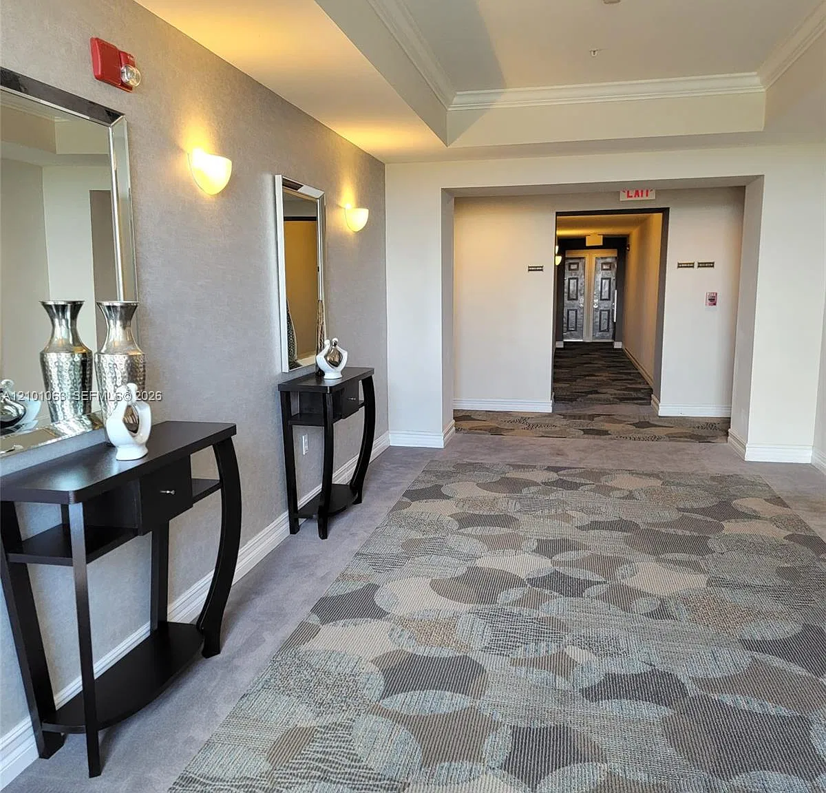 Regent Park Condo — Photo 4