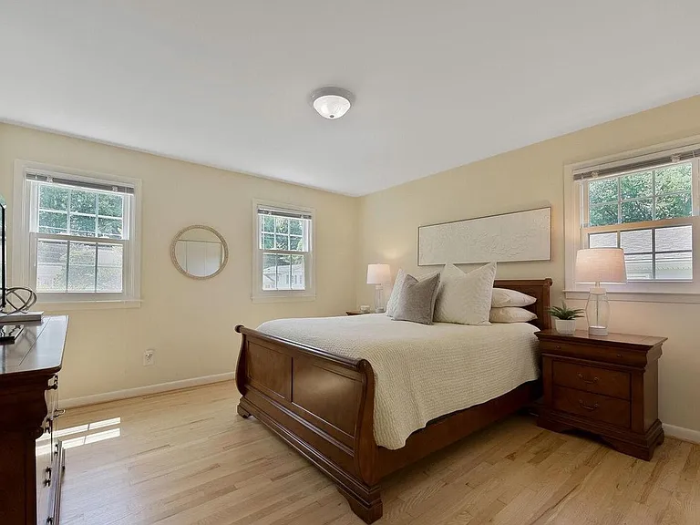 3512 Queen Anne Dr — Photo 12
